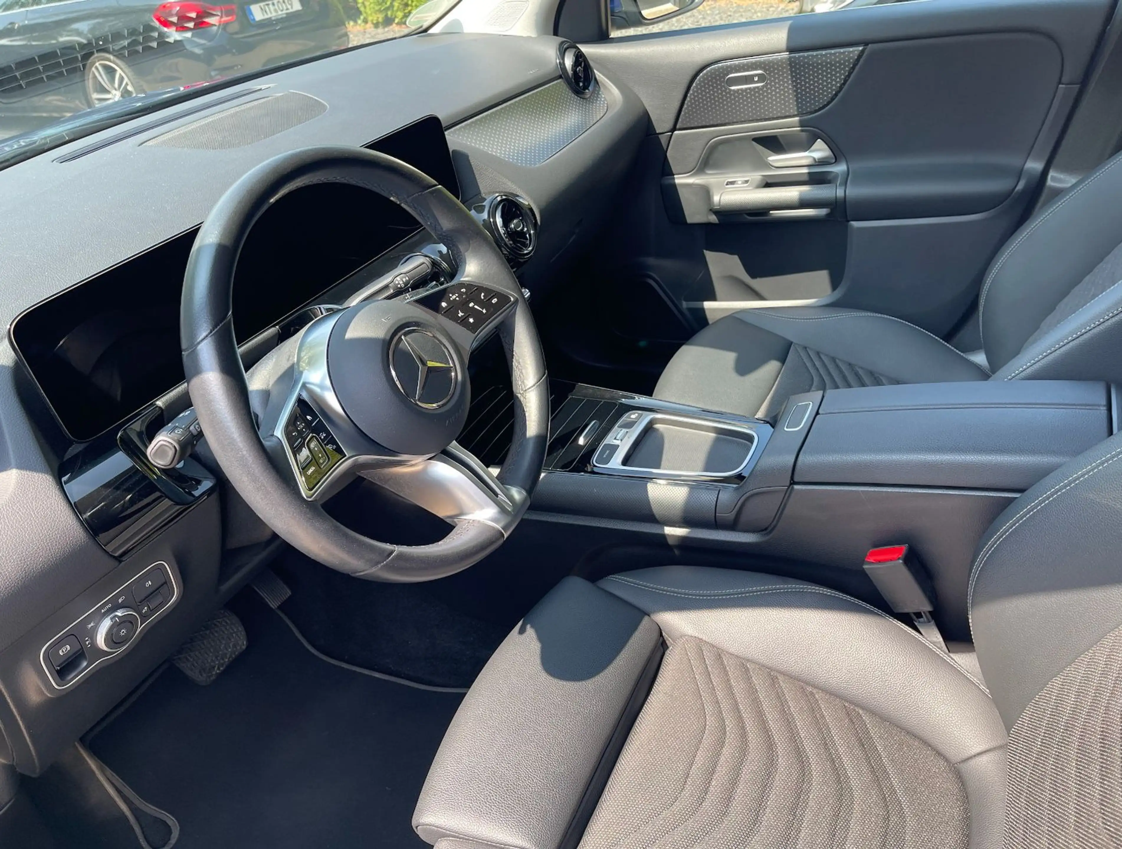 Mercedes-Benz GLA 250 e LED KAMERA FACELIFT MODEL2024 — photo 8