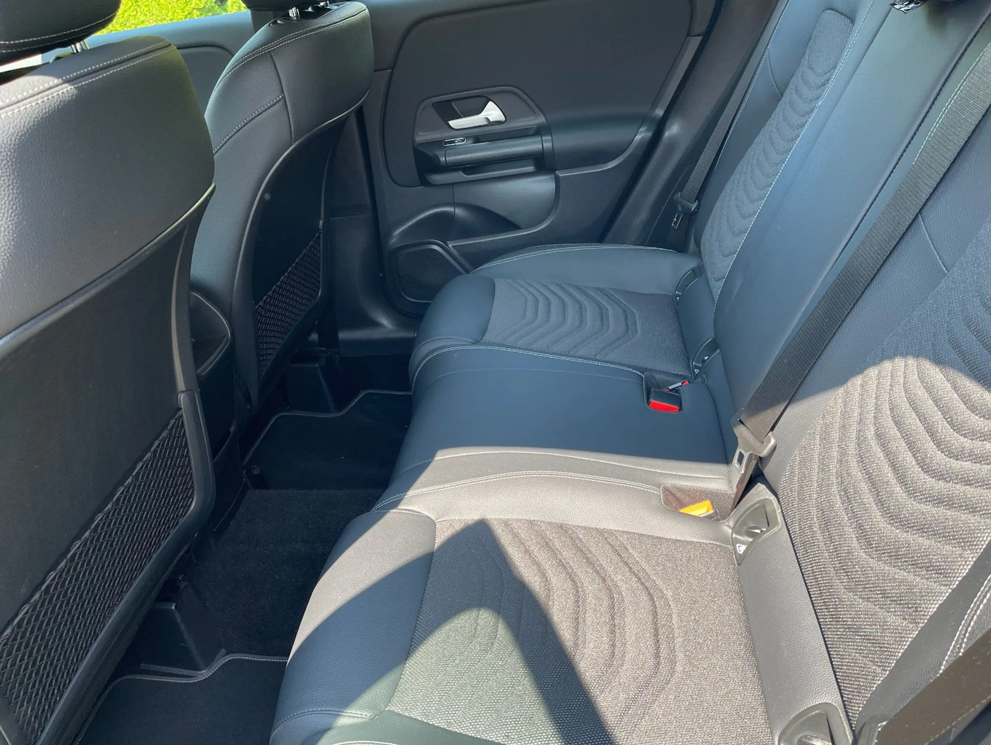 Mercedes-Benz GLA 250 e LED KAMERA FACELIFT MODEL2024 — photo 15