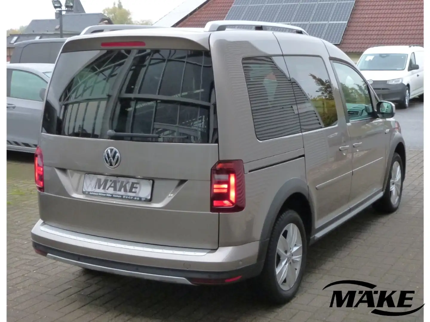 Volkswagen Caddy 2.0 TDI Alltrack, Standheizung, AHK, Navi, SHZ, Beige - 2