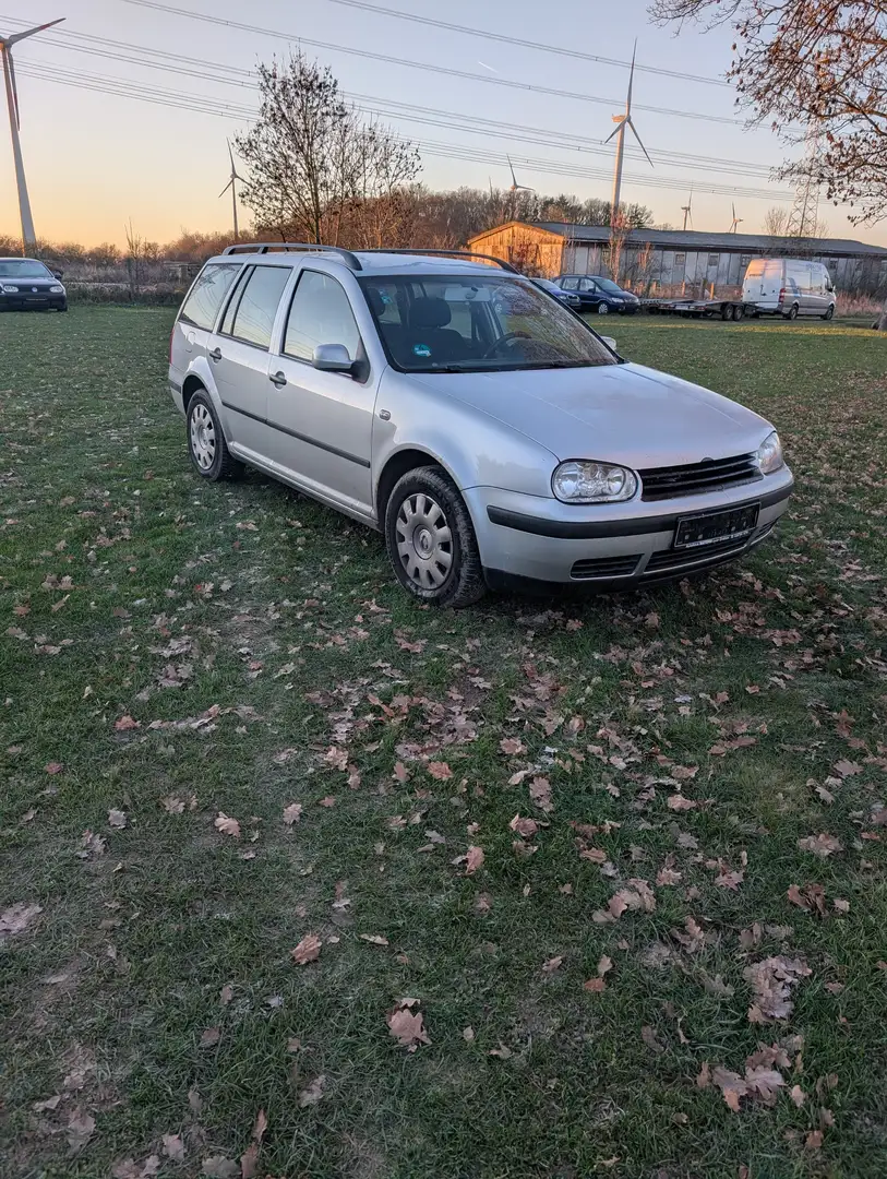 Volkswagen Golf Variant Basis Grau - 1