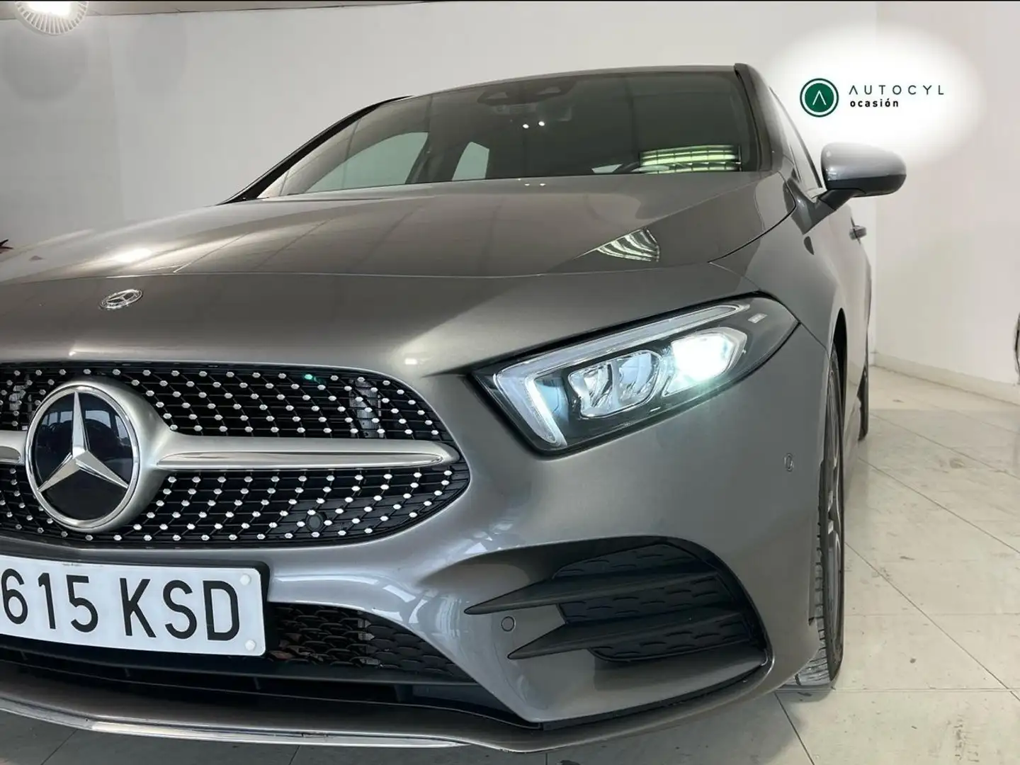 Mercedes-Benz A 180 180d 7G-DCT Gris - 2