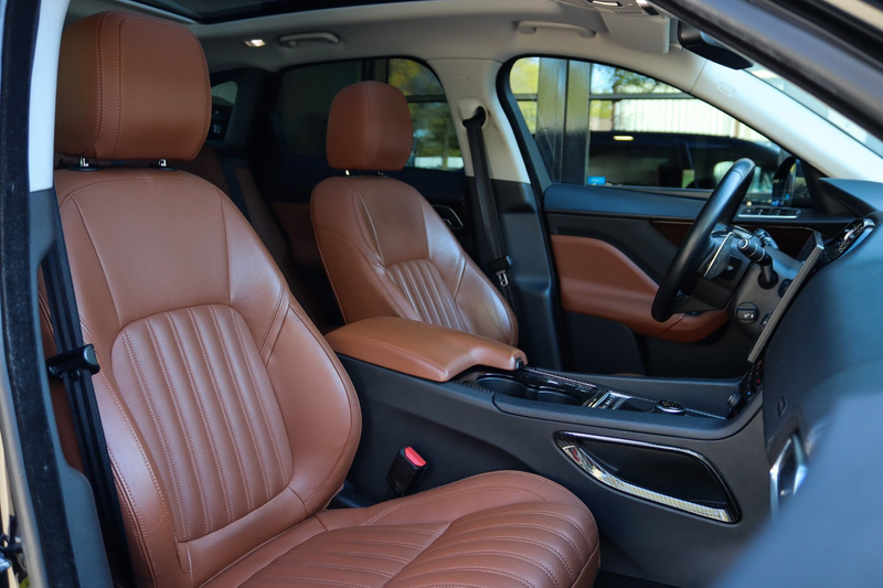 Jaguar F-Pace 3.0 S/C Portfolio AWD MERIDIAN PANO DEALER OH — photo 14