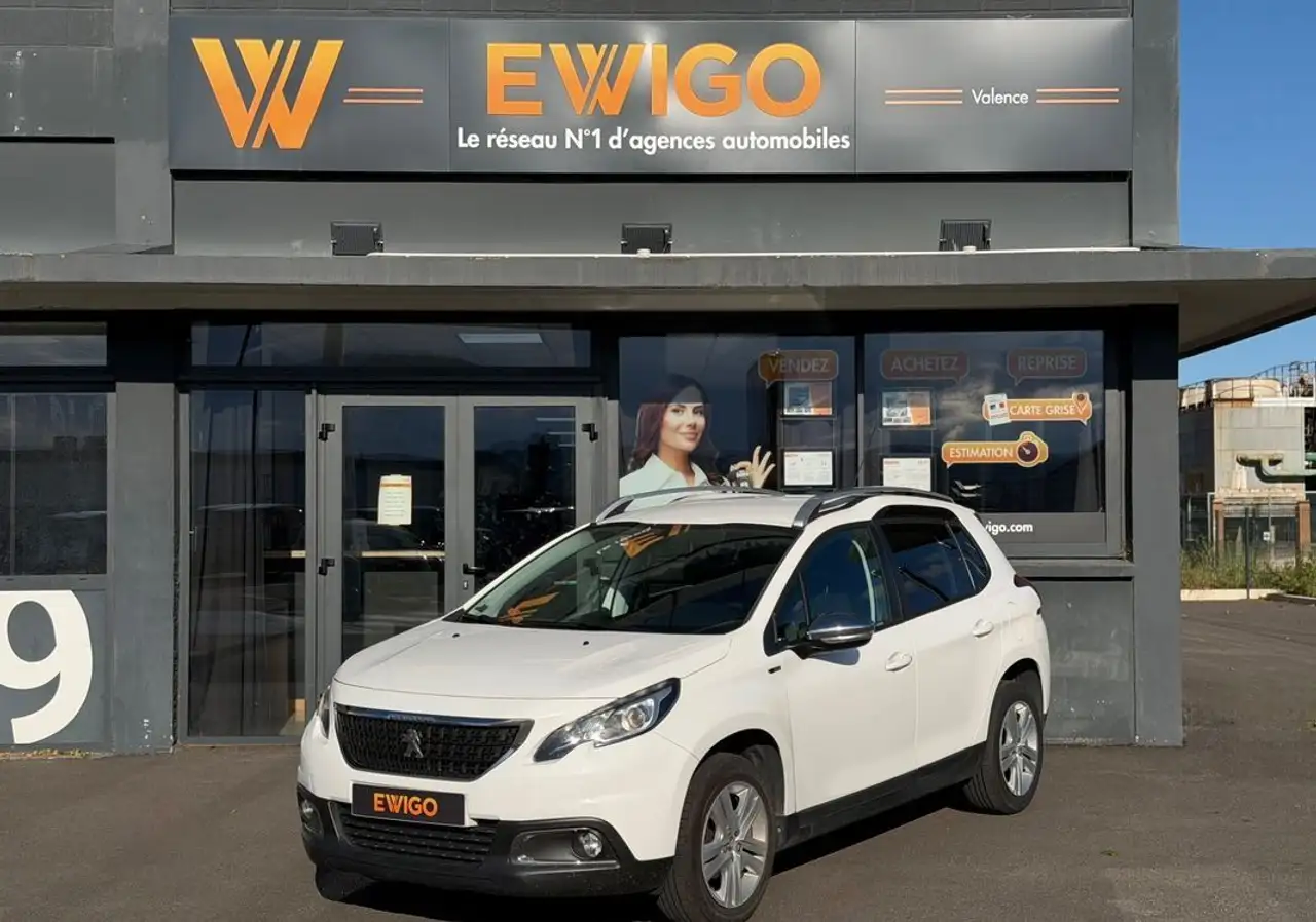 Peugeot 2008 1.2 82ch style