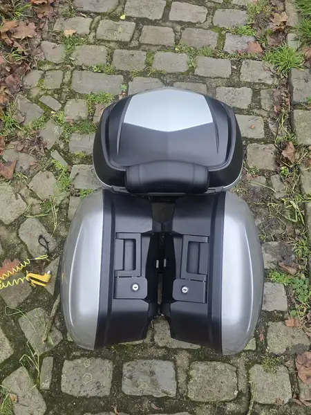 Yamaha FJR 1300 - foto 5