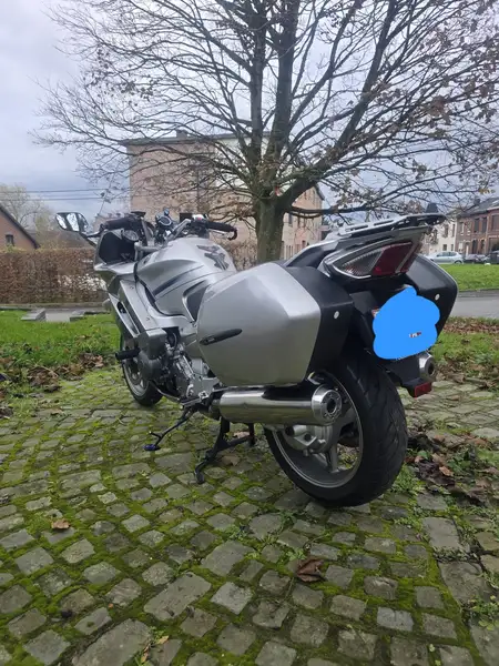 Yamaha FJR 1300 - foto 7
