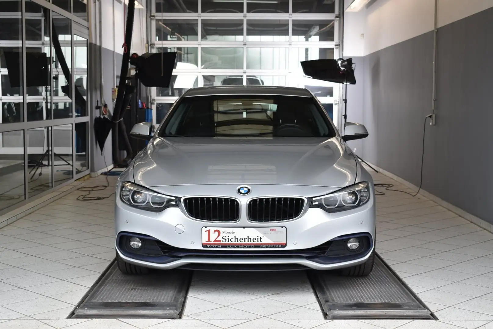 BMW 420 Gran Coupe 420i Sport Line Steptronic Leder*Navi Silber - 2