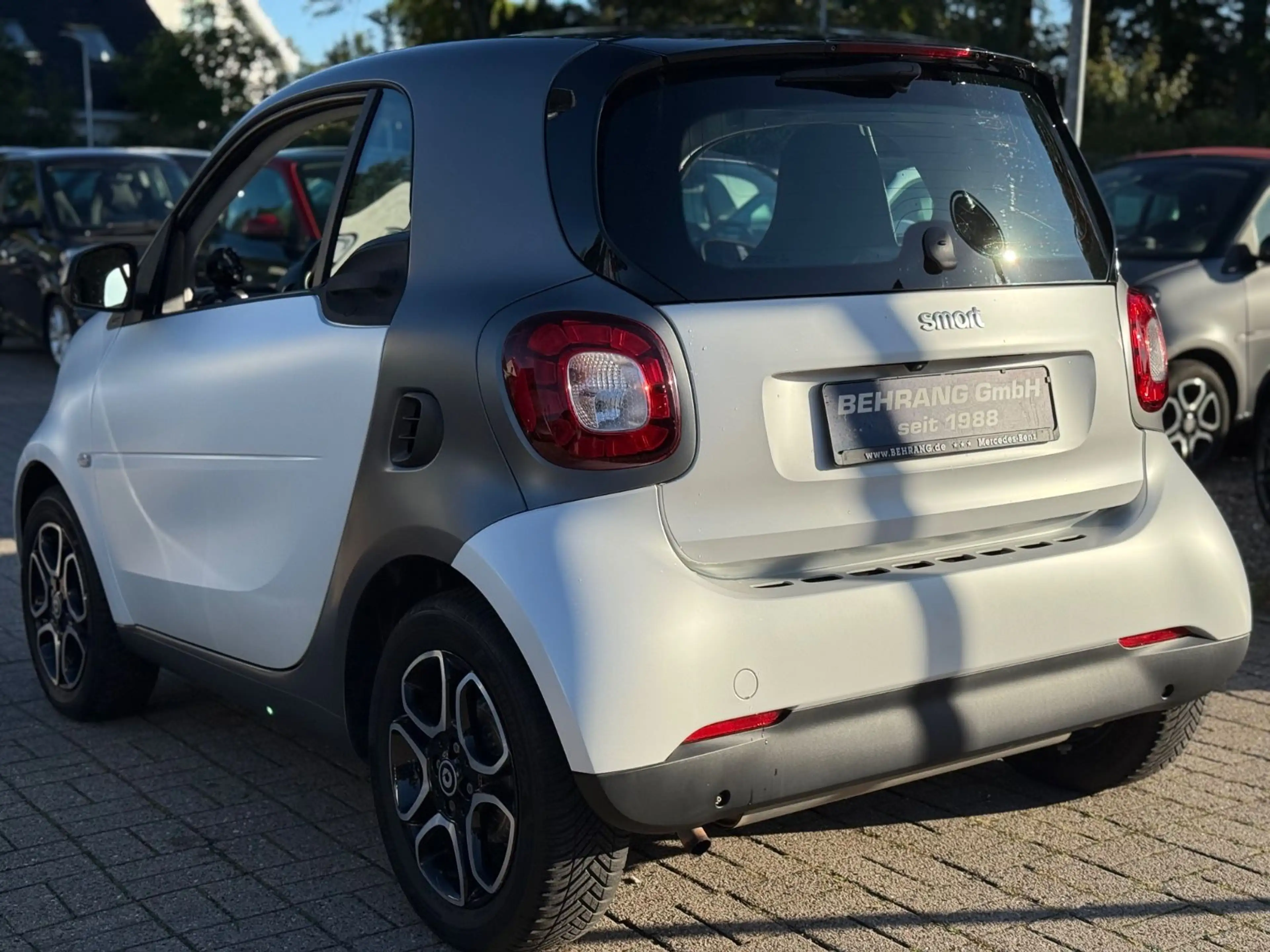 smart forTwo *117PS**PRIME*PANORAMA*NAVI*SITZHEIZUNG — photo 5
