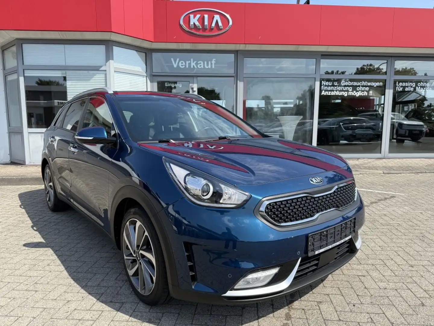 Kia Niro 1.6 GDI 2WD Aut. Spirit Bleu - 1