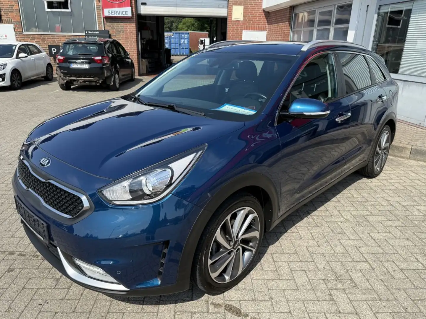 Kia Niro 1.6 GDI 2WD Aut. Spirit Bleu - 2