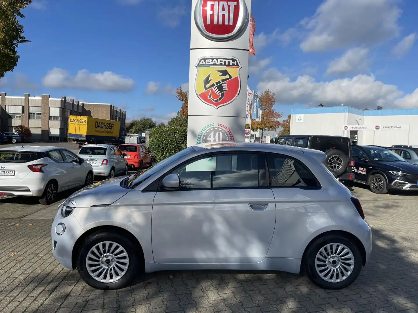 Fiat 500e 500 e (332) Lim. Blau - 1