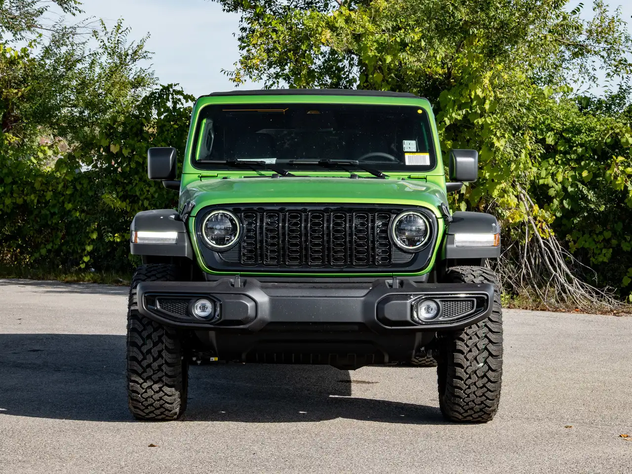Jeep Wrangler снимка Jeep Wrangler