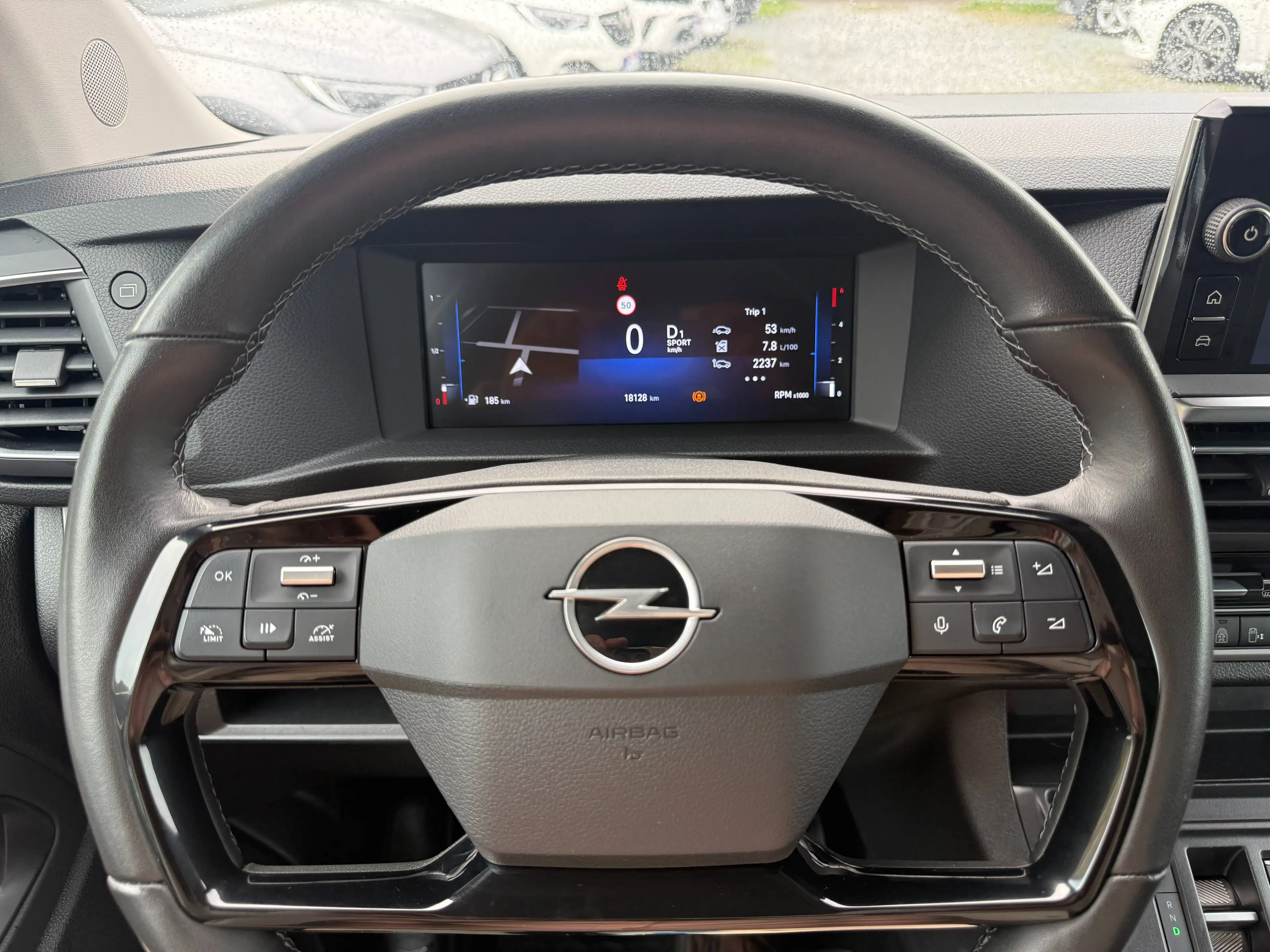 Opel Zafira Life Tourer 2.2 Blue-HDi GS (L2) Automatik (AHK*PANODACH*LEDER*TISCH) — photo 22