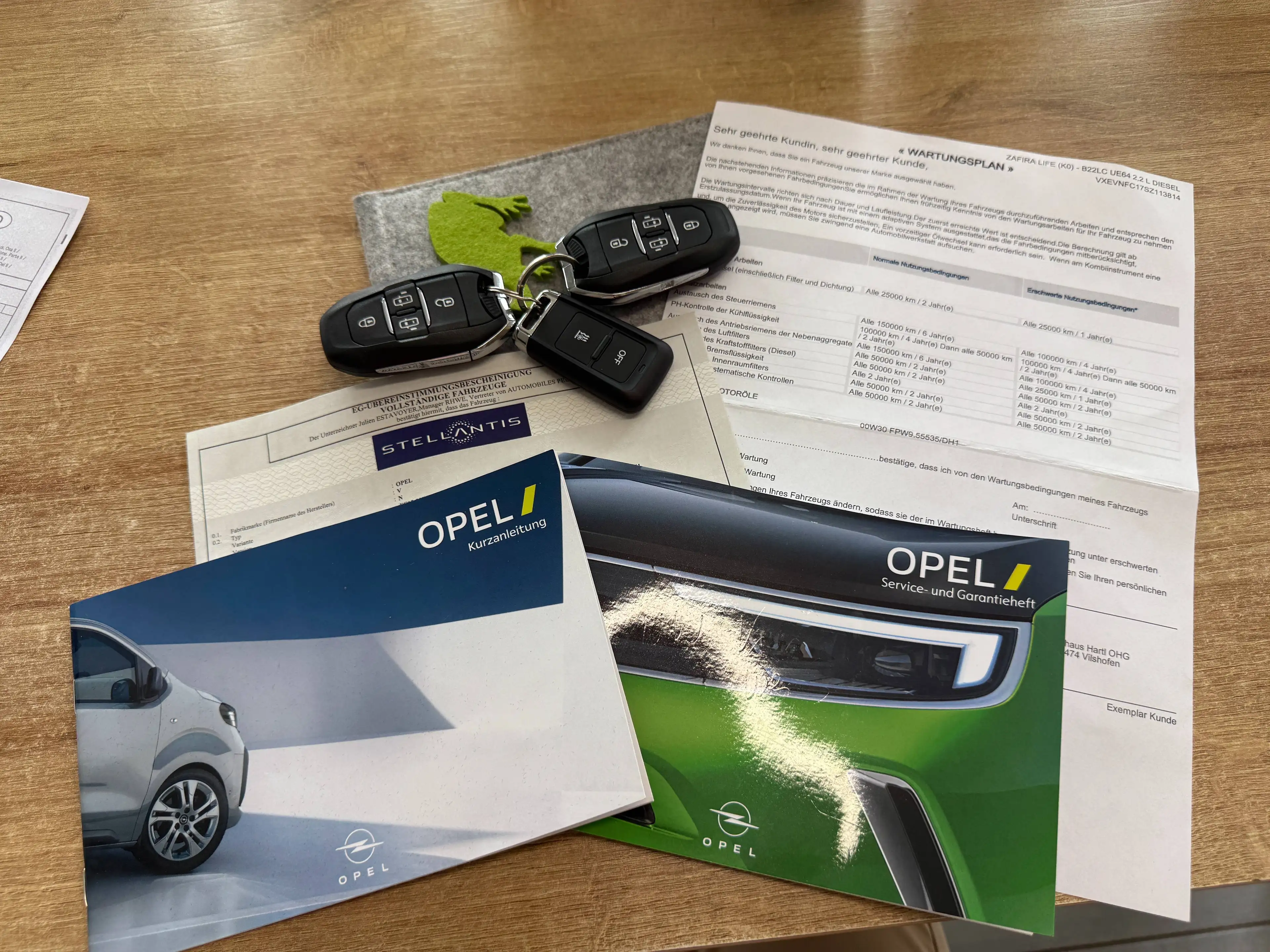 Opel Zafira Life Tourer 2.2 Blue-HDi GS (L2) Automatik (AHK*PANODACH*LEDER*TISCH) — photo 10