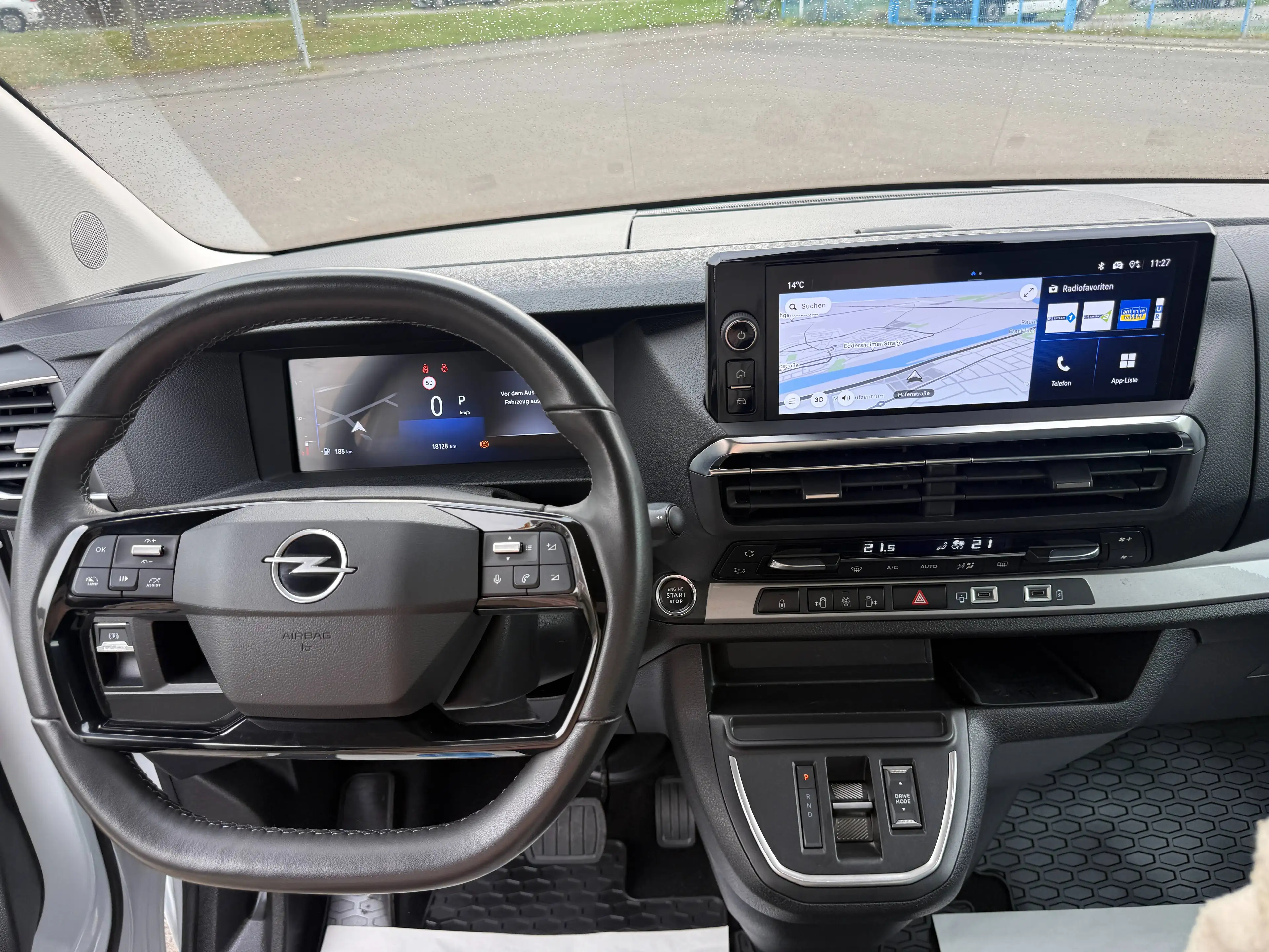 Opel Zafira Life Tourer 2.2 Blue-HDi GS (L2) Automatik (AHK*PANODACH*LEDER*TISCH) — photo 16