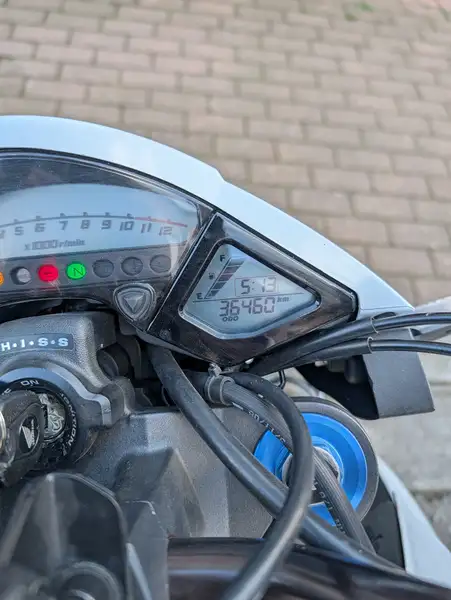 Honda CB 1000 - foto 2