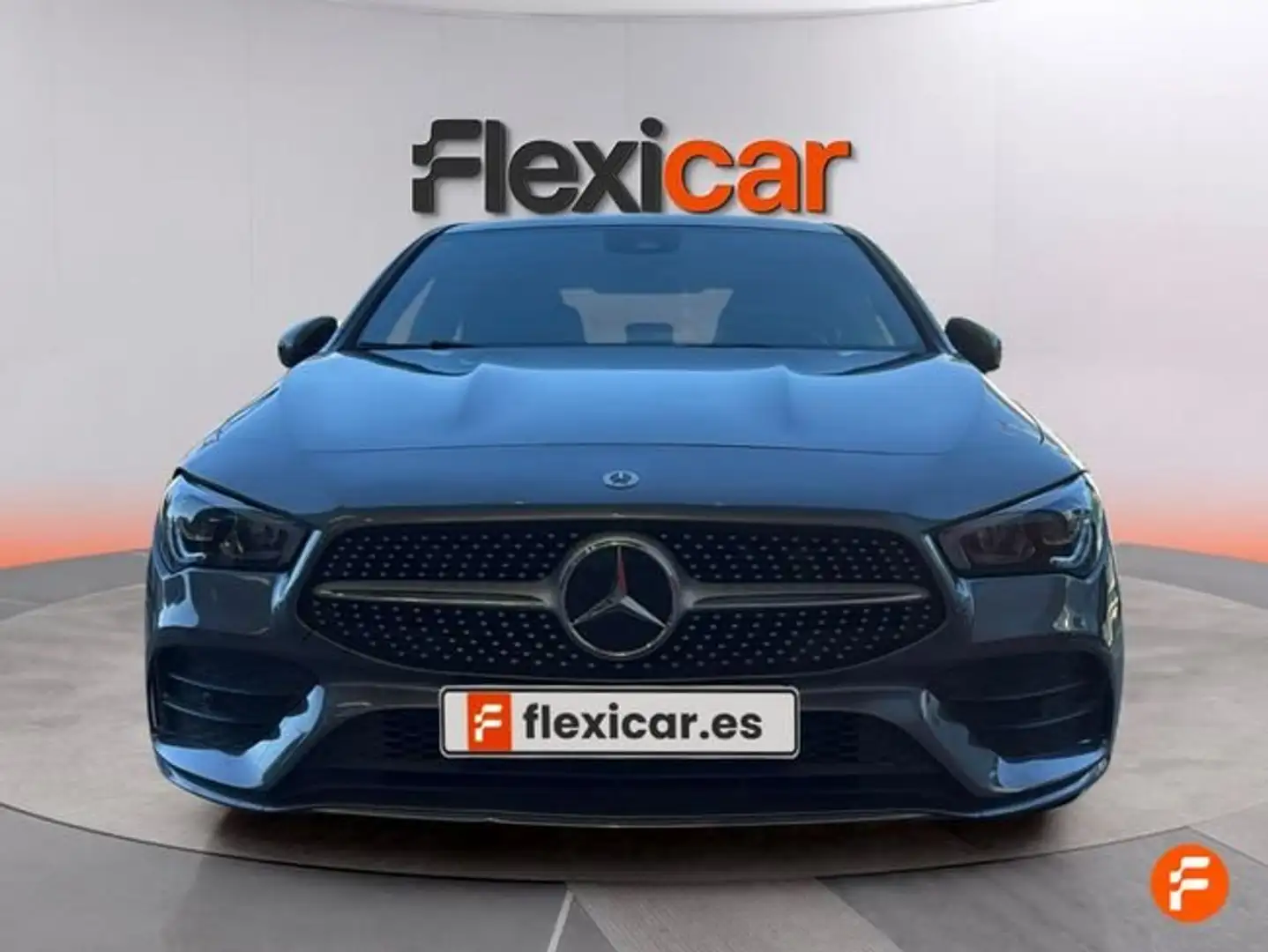 Mercedes-Benz CLA 200 Gris - 2