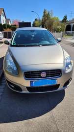 Croma 2.2 16V Emotion