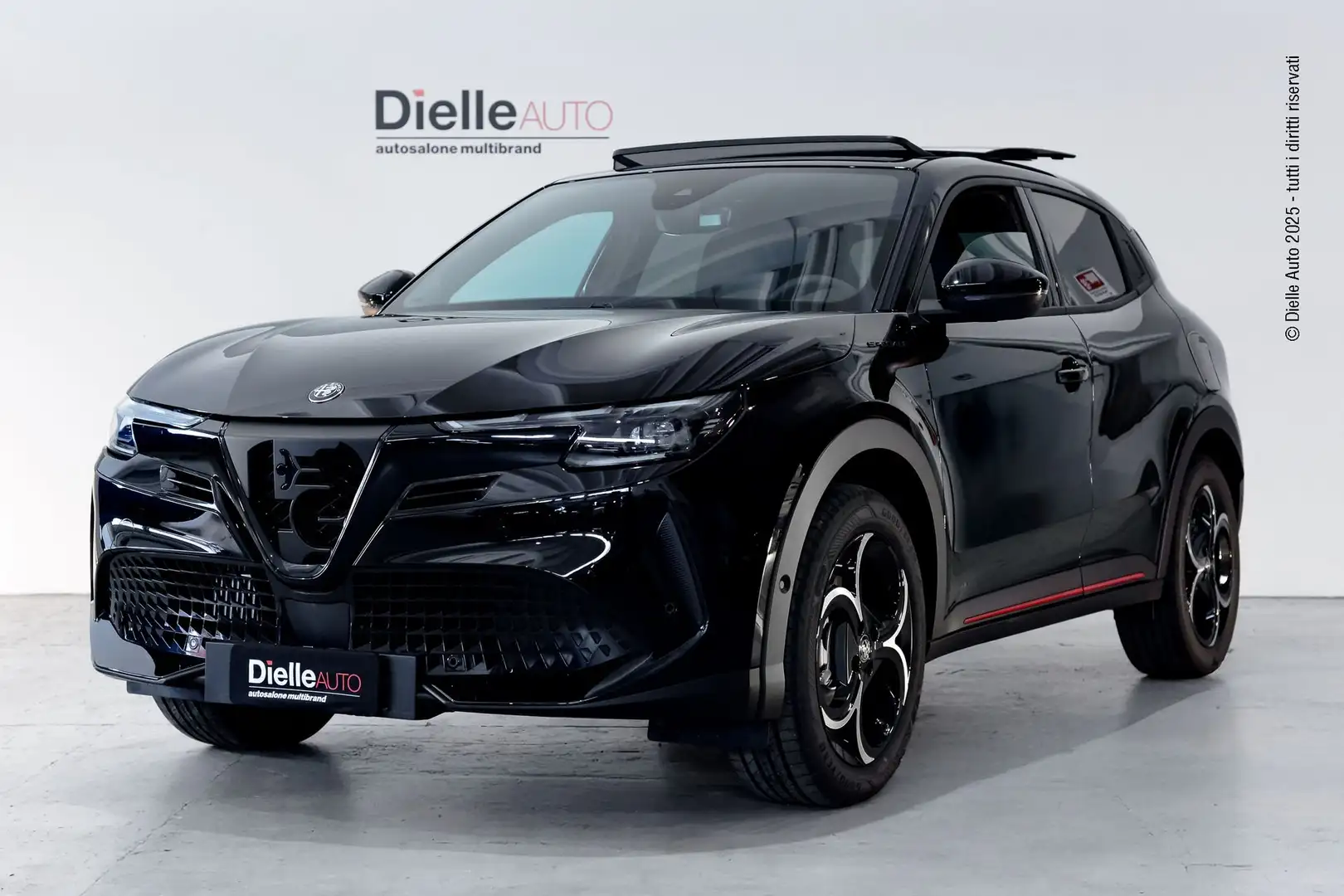 Alfa Romeo Junior Junior 1.2 Hybrid Speciale KM0 - Tetto Panoramico Schwarz - 1