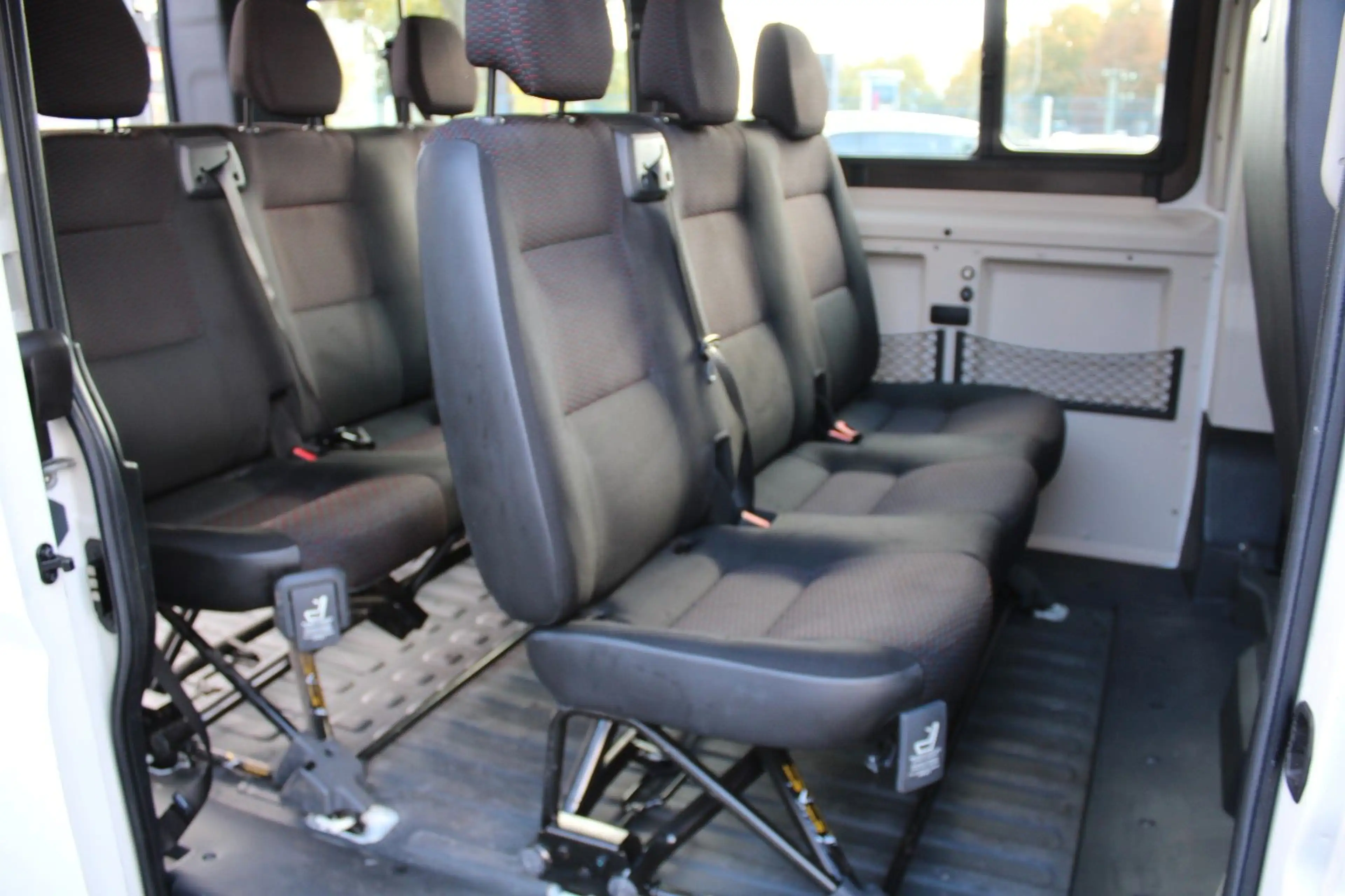 Citroen Jumper Kombi 33 L2H2 Live Blue-HDi 140/8 SITZER/ — photo 15