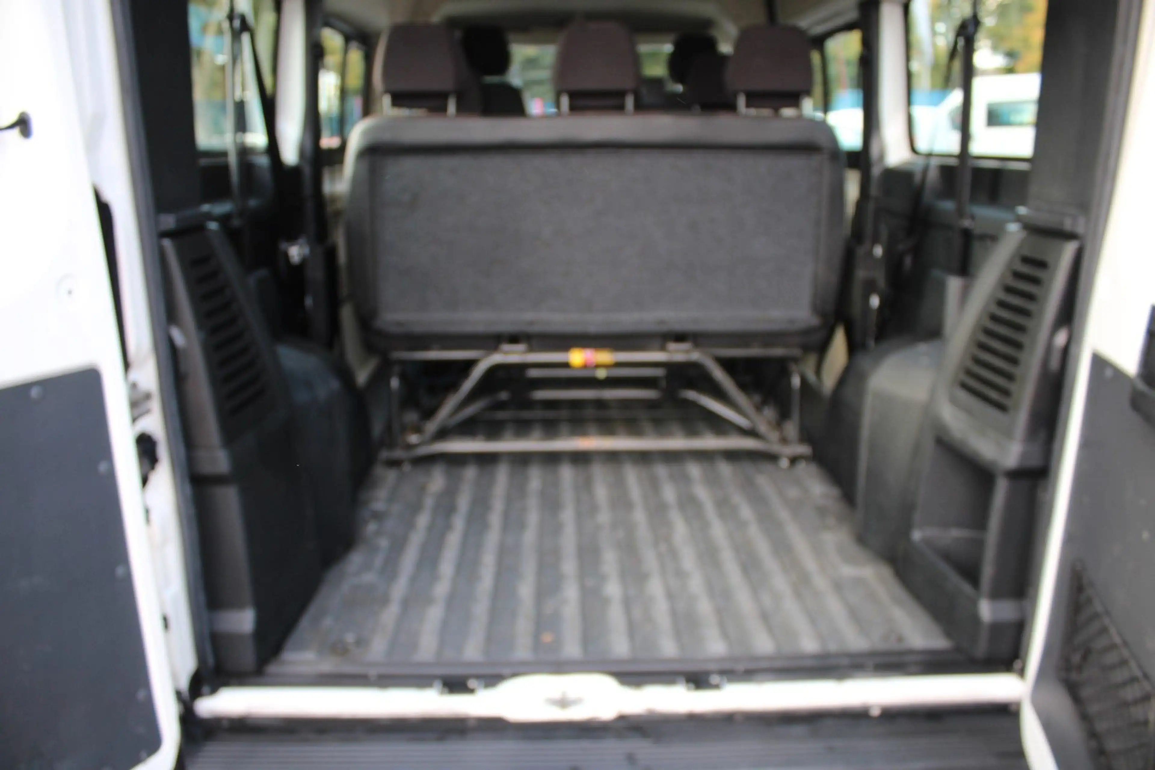 Citroen Jumper Kombi 33 L2H2 Live Blue-HDi 140/8 SITZER/ — photo 14