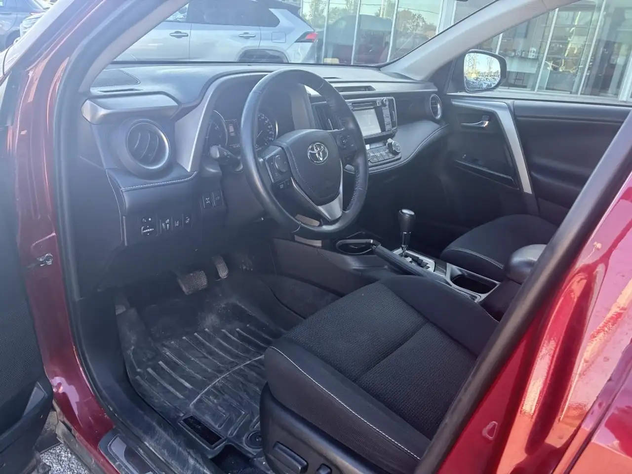 Toyota RAV 4 снимка Toyota RAV 4
