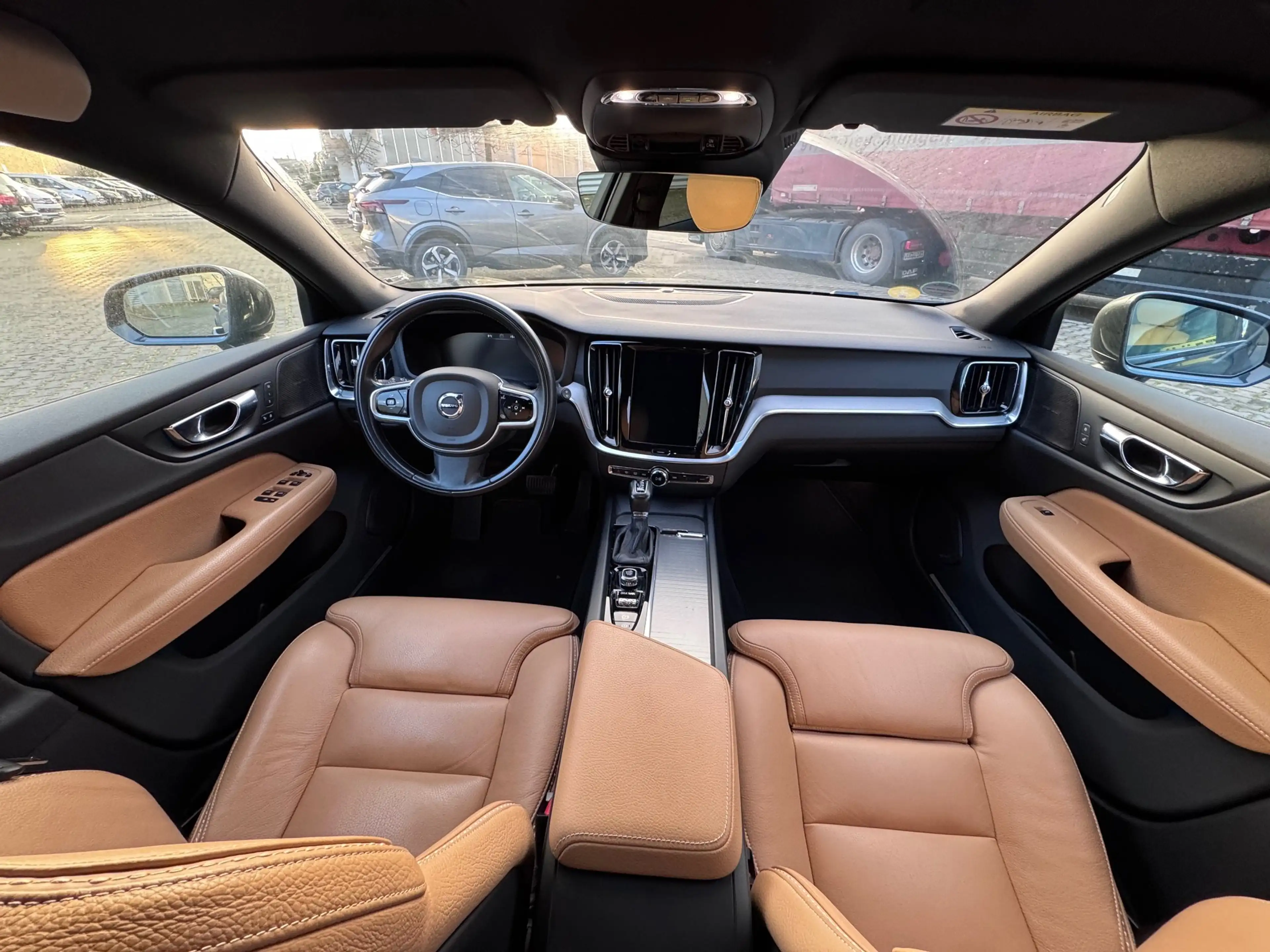 Volvo V60 Cross Country D4 Pro AWD - RADAR+LED+LEDER+NAVI+h/k+AHK — photo 6