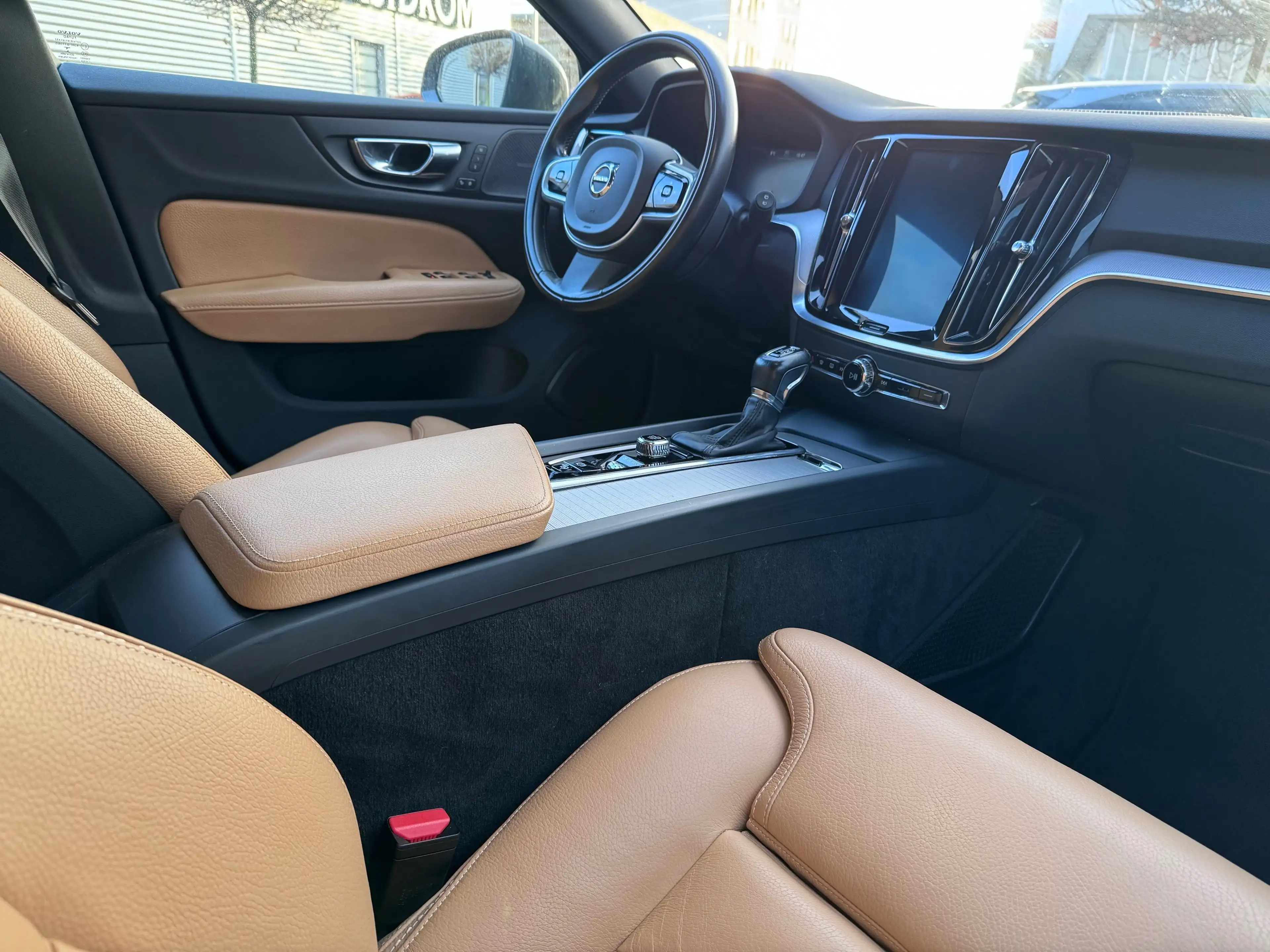 Volvo V60 Cross Country D4 Pro AWD - RADAR+LED+LEDER+NAVI+h/k+AHK — photo 5