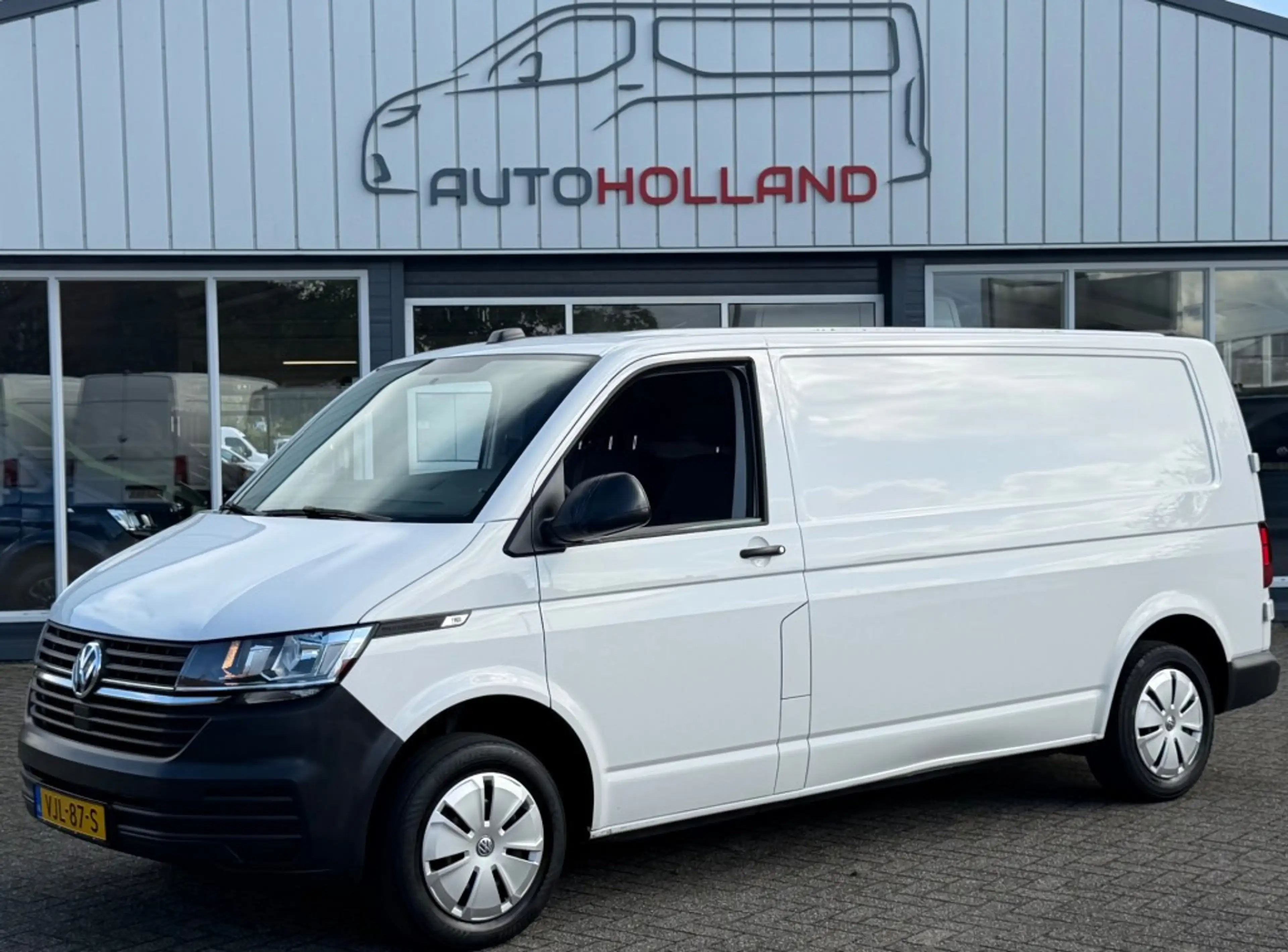 Volkswagen Transporter 2.0 TDI 81KW 110PK L2H1 EURO 6 AIRCO/ CRUISE CONTR