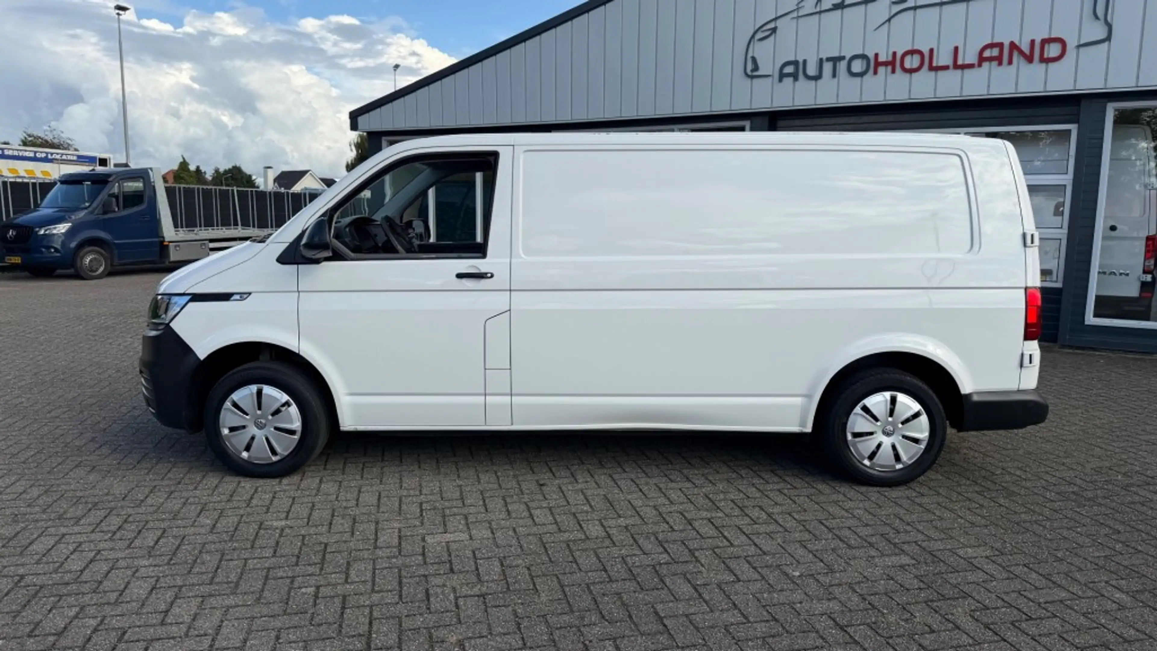 Volkswagen Transporter 2.0 TDI 81KW 110PK L2H1 EURO 6 AIRCO/ CRUISE CONTR — photo 16