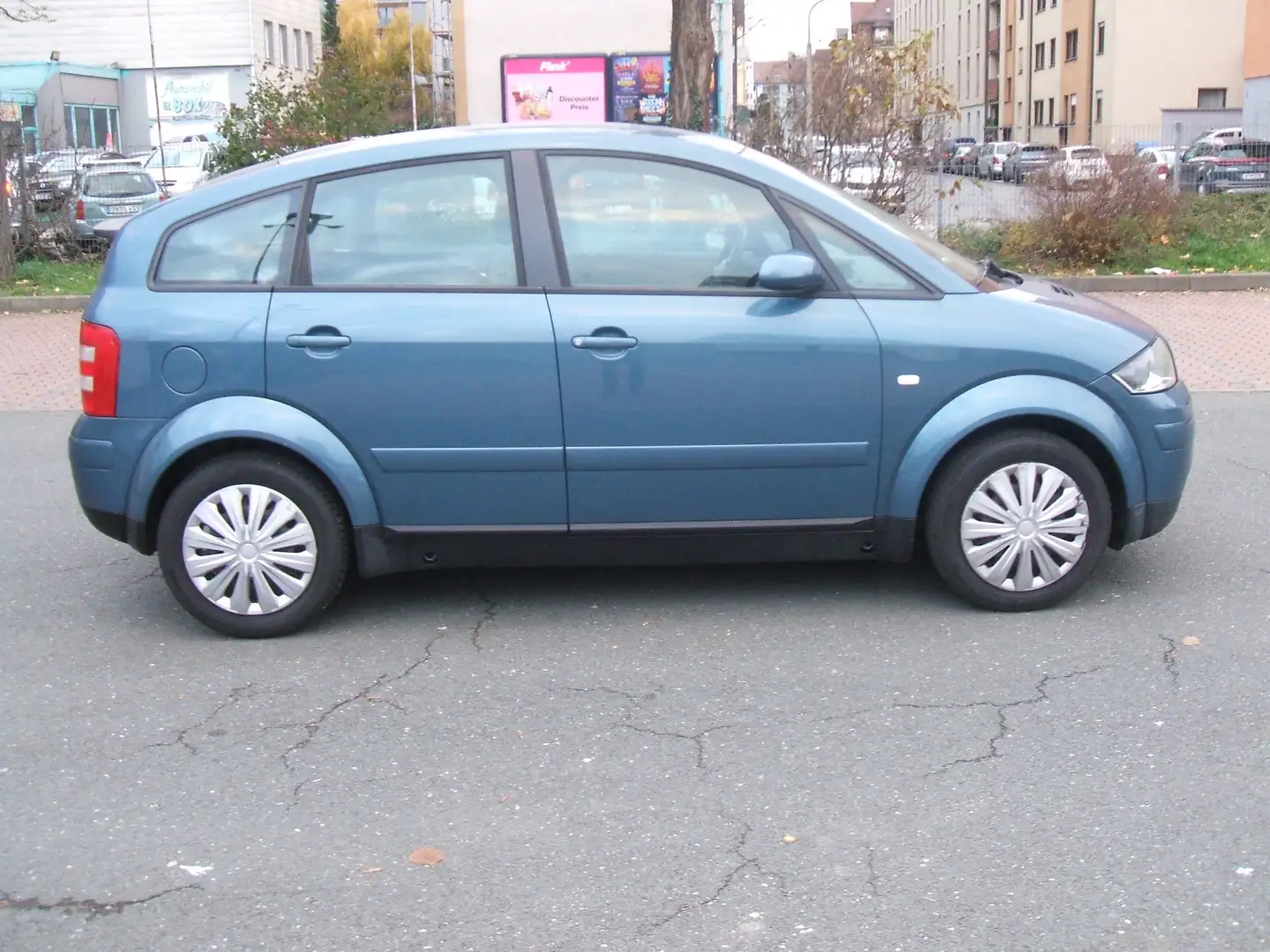 Audi A2 1,4*Auf Wunsch: TÜV-ALLES-NEU*Fährt Schön Blau - 2