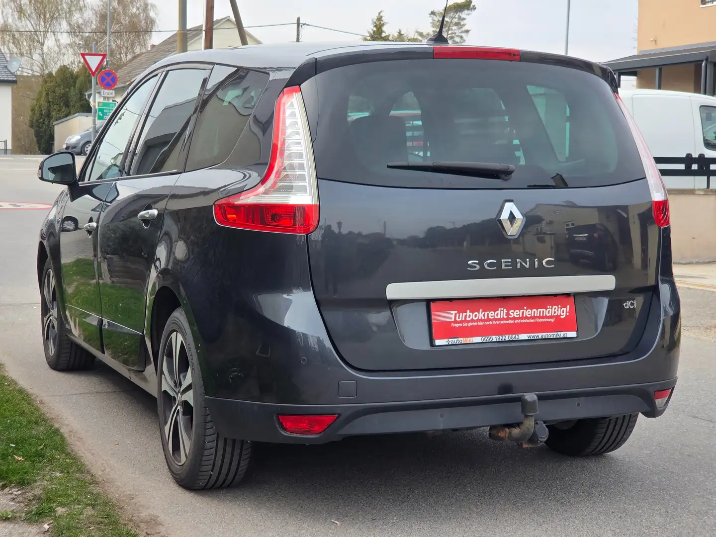 Renault Grand Scenic BOSE Edition 1,6 Diesel Grau - 2