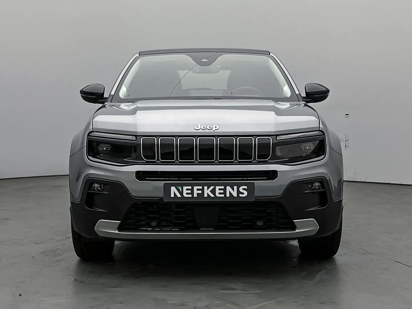 Jeep Avenger EV Summit 54 kWh 156 pk | Navigatie | Panoramadak Grijs - 2