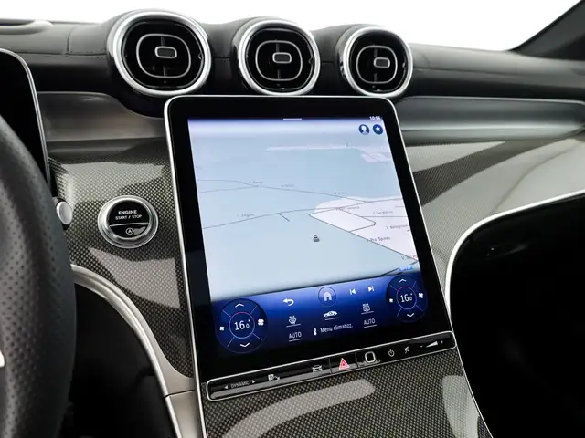 Mercedes-Benz GLC view 13