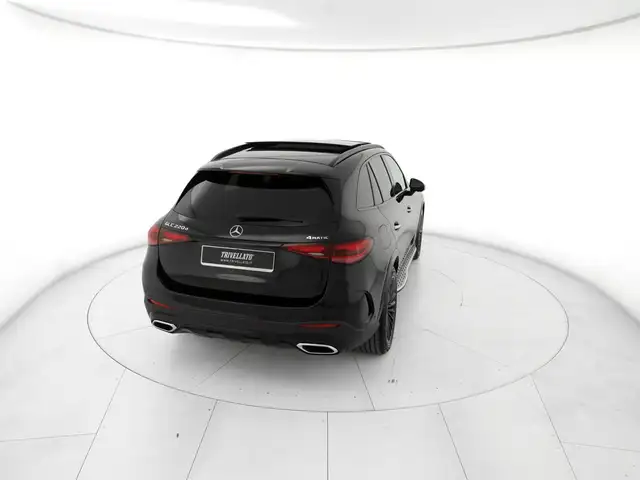 Mercedes-Benz GLC view 6