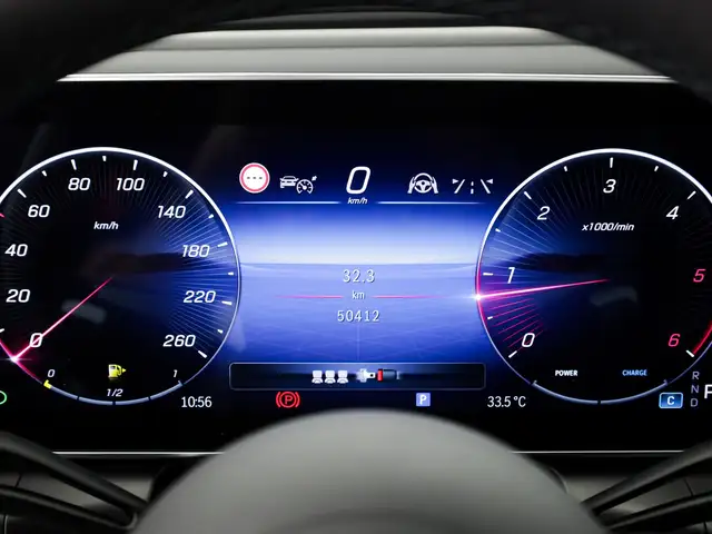 Mercedes-Benz GLC view 12