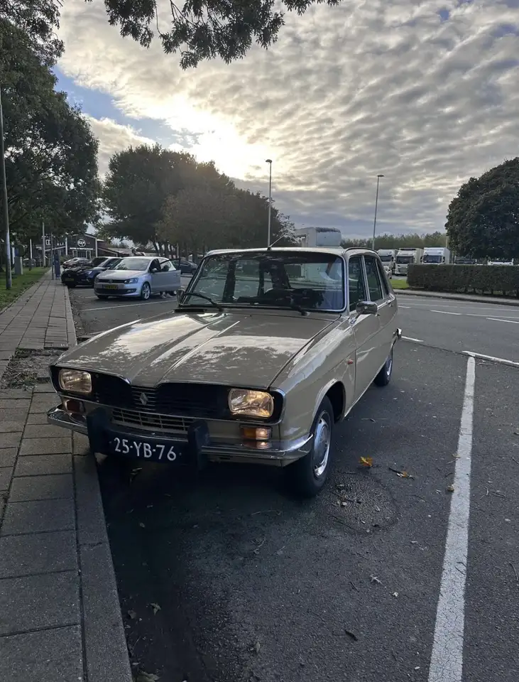 Renault R 11
