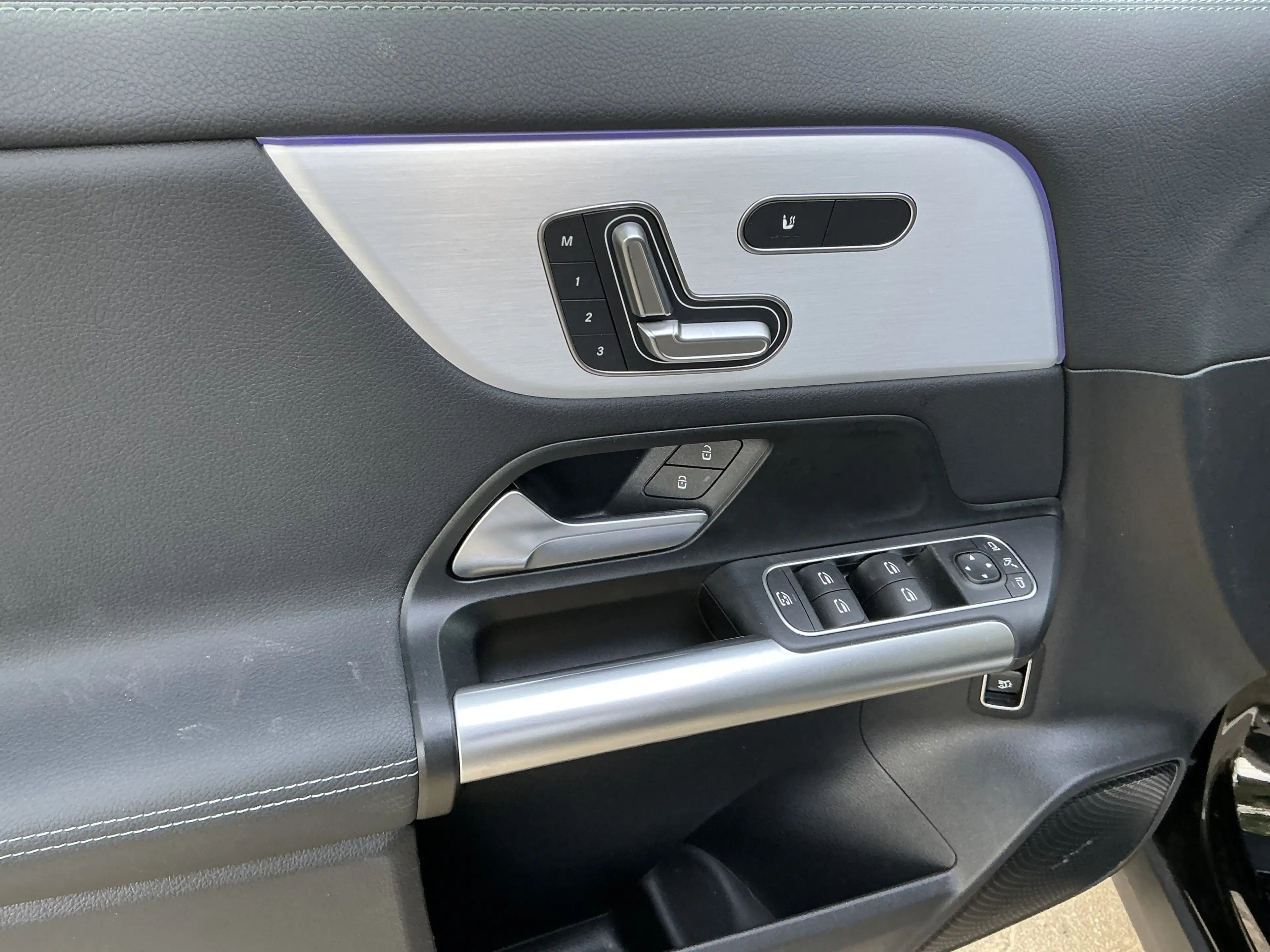 Mercedes-Benz GLA 200 Progressive Line Leder 360Cam Memory AHK — photo 5