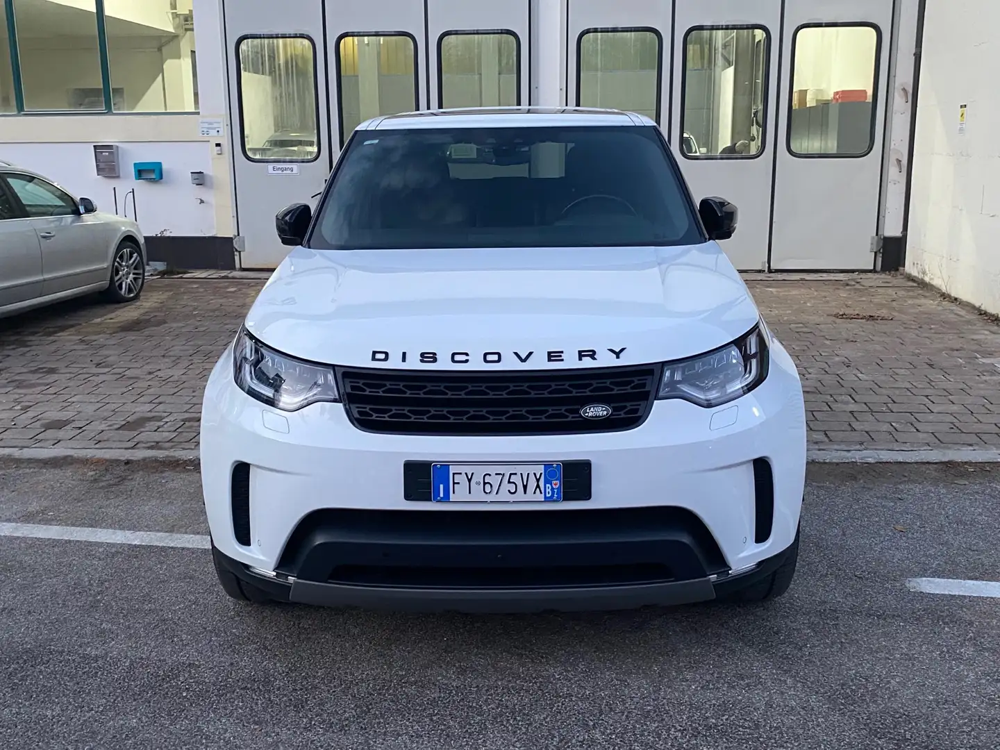 Land Rover Discovery 3.0 SD6 HSE 4x4 Automatic LED 7 Posti Bianco - 2