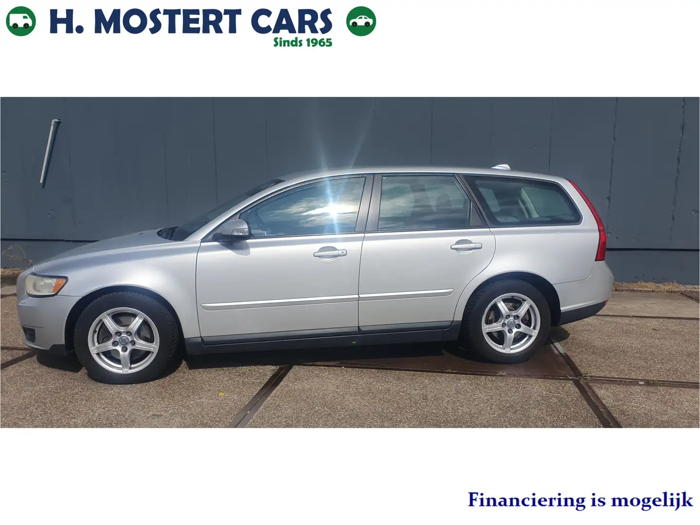 Volvo V50 2.4 Edition II * APK * NIEUWE BANDEN * LEDER * FUL Gris - 2