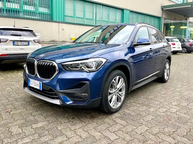BMW X1 X1 18d Cerchi xLine Aut. Paddle Navi Full Led!!!!