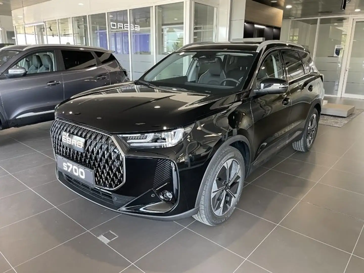 Ebro s700 1.6 TGDI 7DCT Luxury FWD Schwarz - 2