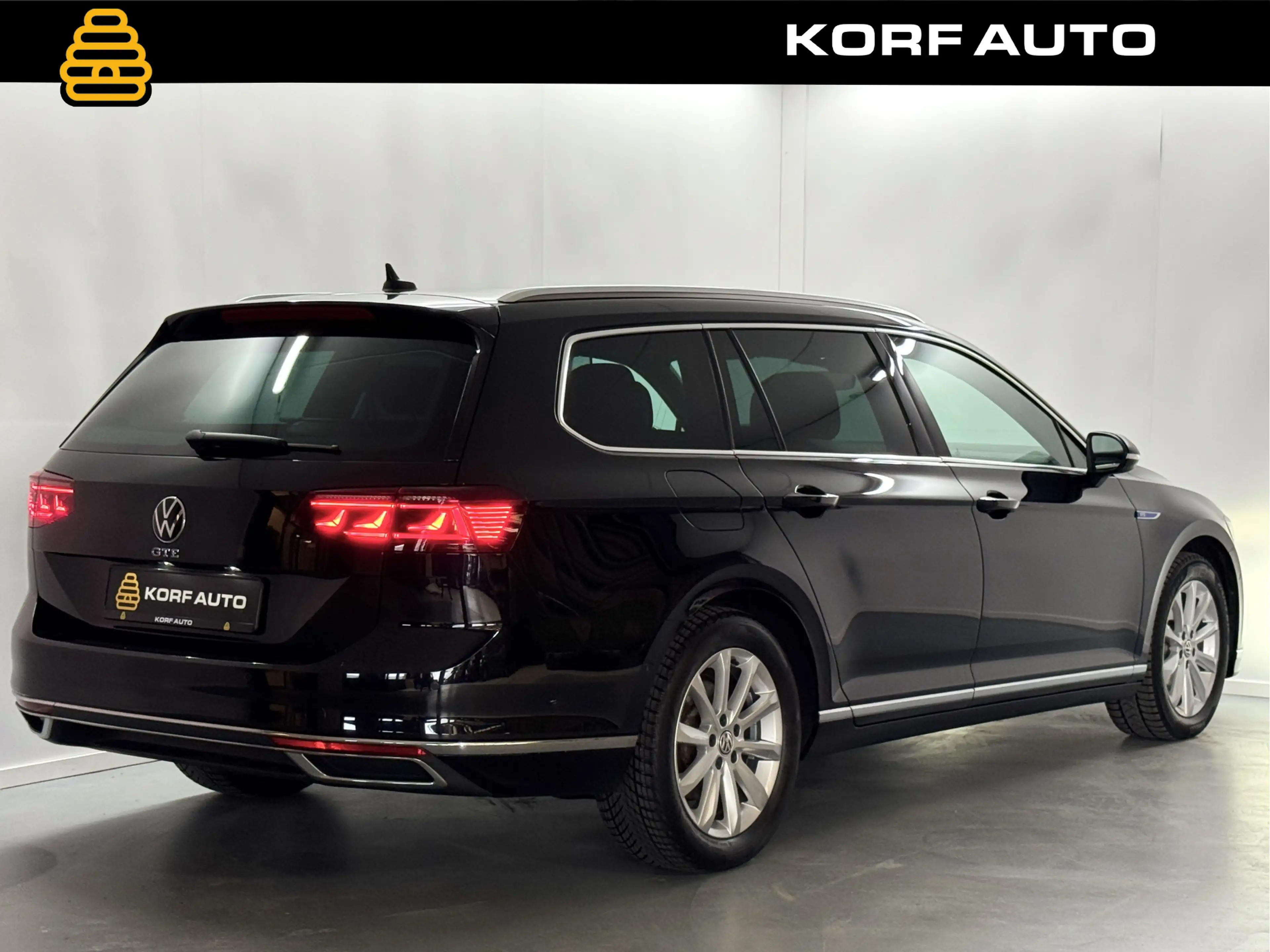 Volkswagen Passat Variant 1.4 TSI PHEV GTE / Virtual / Leder,alcant./ Matrix — photo 2