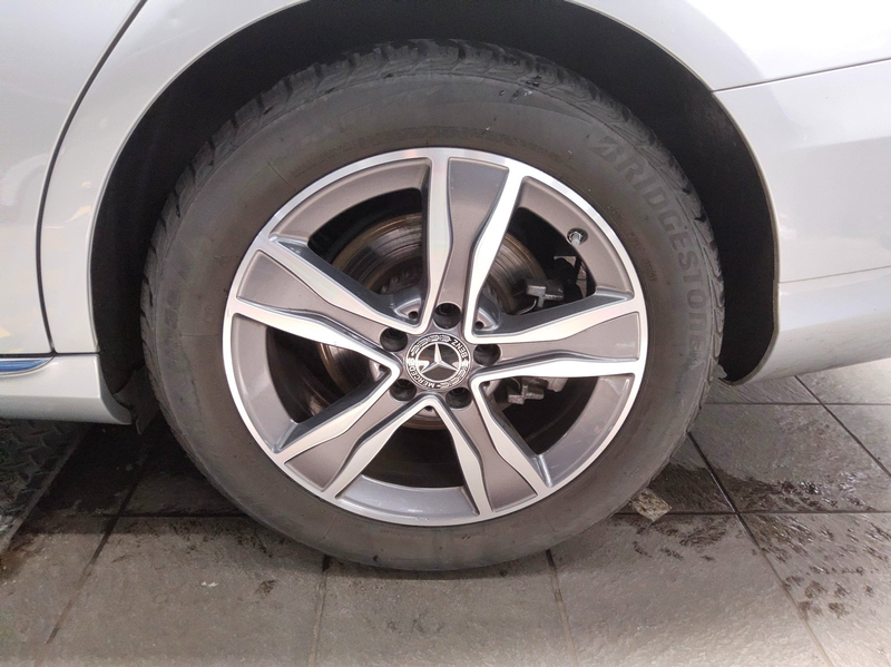 Mercedes-Benz C 220 T d 4M Exclusive T-Leder Navi MB-LED — photo 10