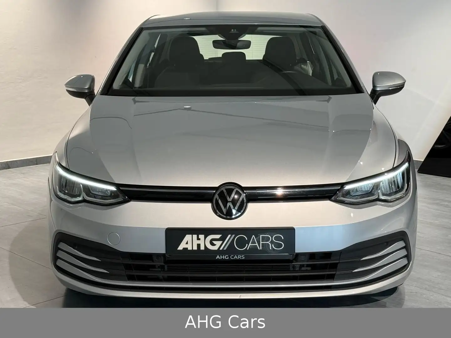 Volkswagen Golf 8  Life 1.5 TSI DSG*LED*TEMPOMAT*SHZ*1HAND* Argent - 1