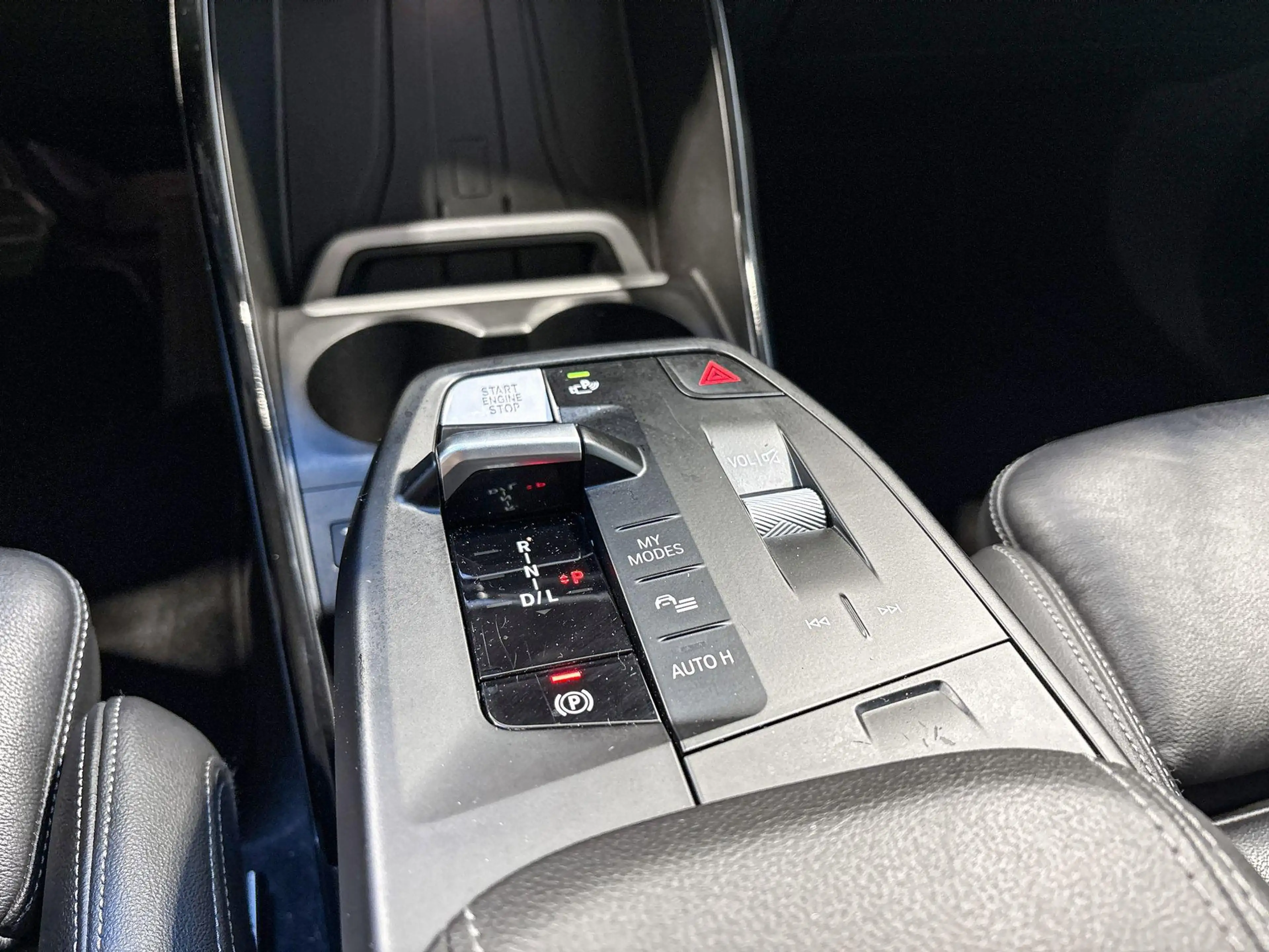 BMW 223 2 Serie Active Tourer 223i Innovation Pack - Verwa — photo 15