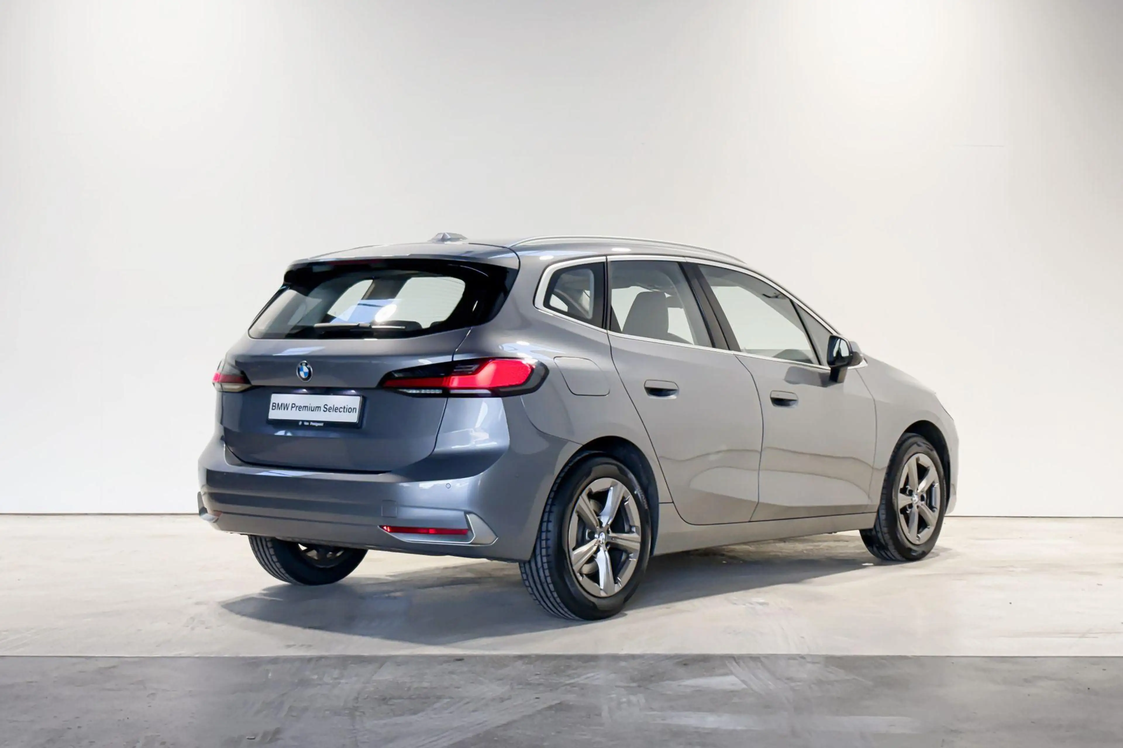 BMW 223 2 Serie Active Tourer 223i Innovation Pack - Verwa — photo 6