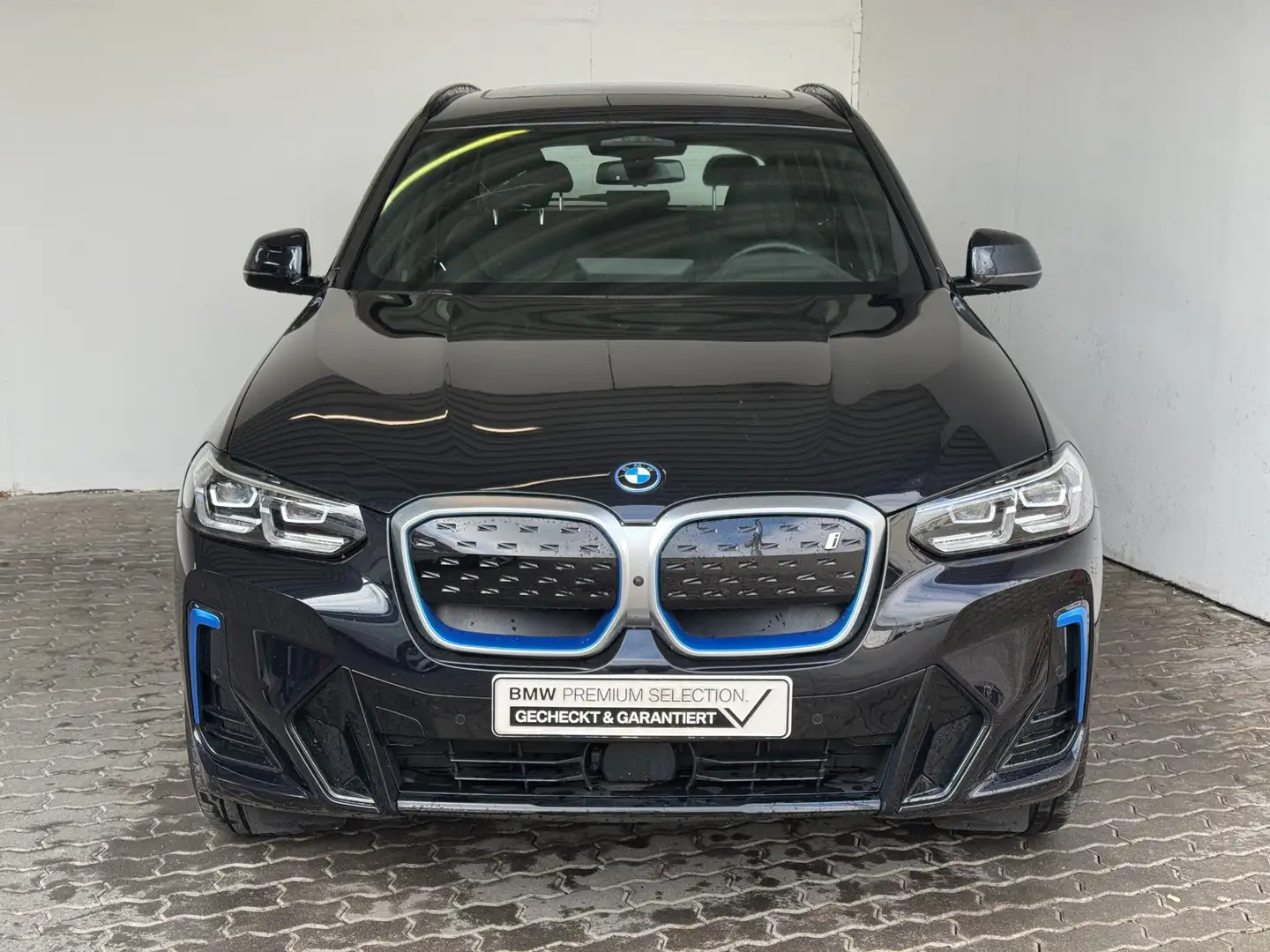 BMW iX3 M Sport LiveCock.HUD.LED.AHK.ParkAss.Gestik Schwarz - 1