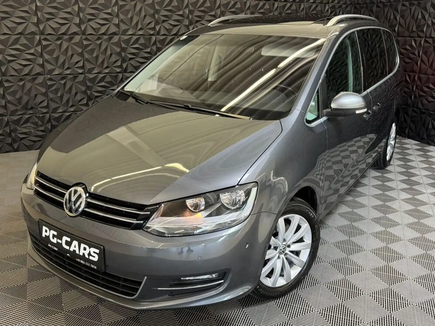Volkswagen Sharan 2.0 TDI Highline DSG Top Zustand Grey - 1