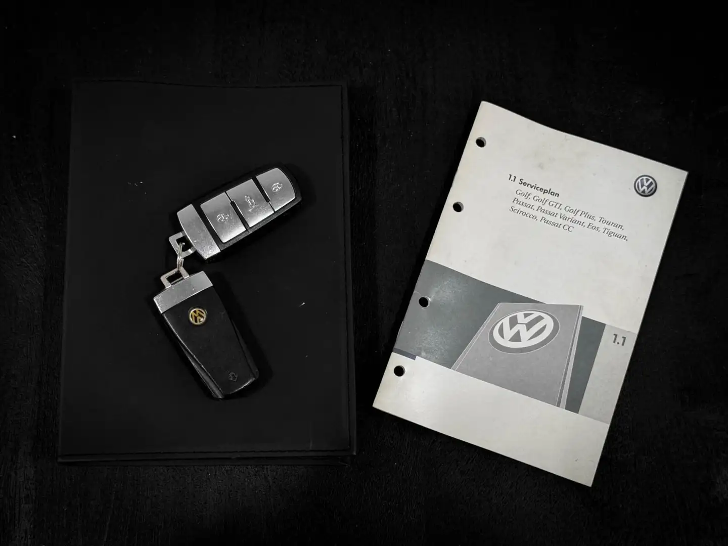 Volkswagen Passat CC 1.8 TSI 4p. Automaat | XENON | CRUISE | AIRCO | NI Gris - 2