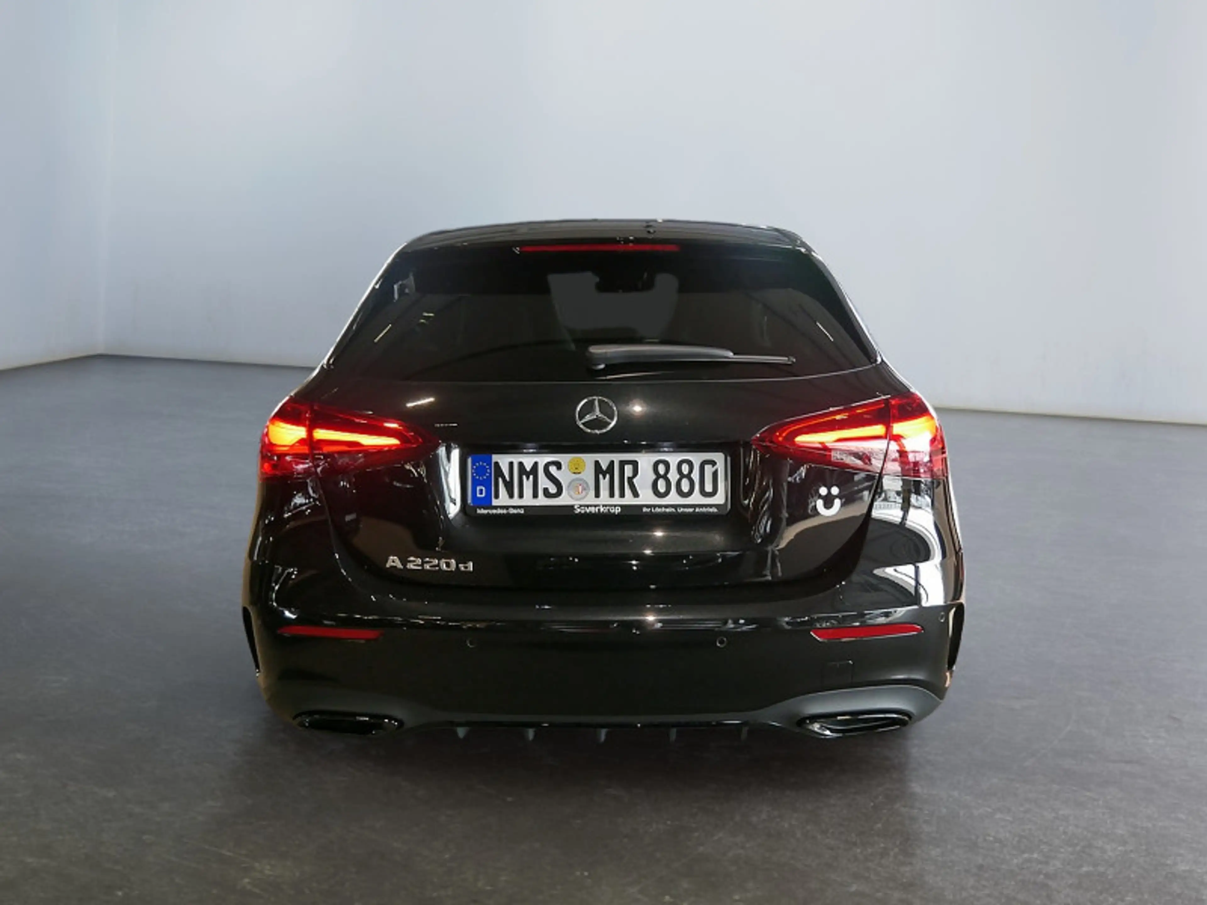 Mercedes-Benz A 220 d AMG NIGHT MULTI 360 DISTR KAMERA PANO — photo 4